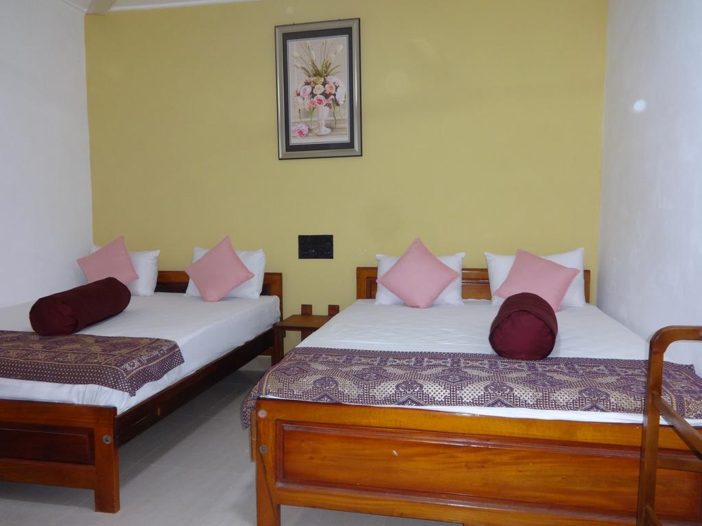 Dutch Bay Beach Cottages Trincomalee Buitenkant foto